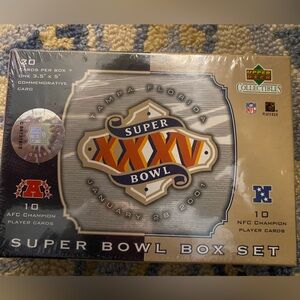 ⭐️HP⭐️🆕Super Bowl Box Set (SEALED)